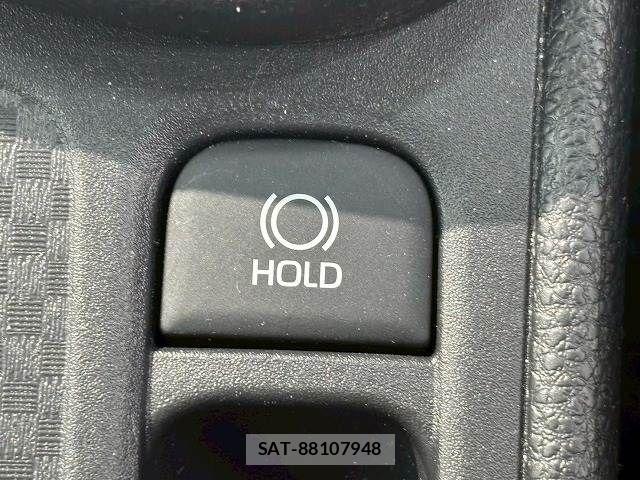 Toyota YARIS CROSS 2023-09 7360693-15