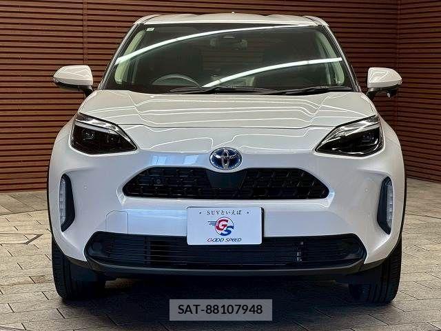 Toyota YARIS CROSS 2023-09 7360693-16