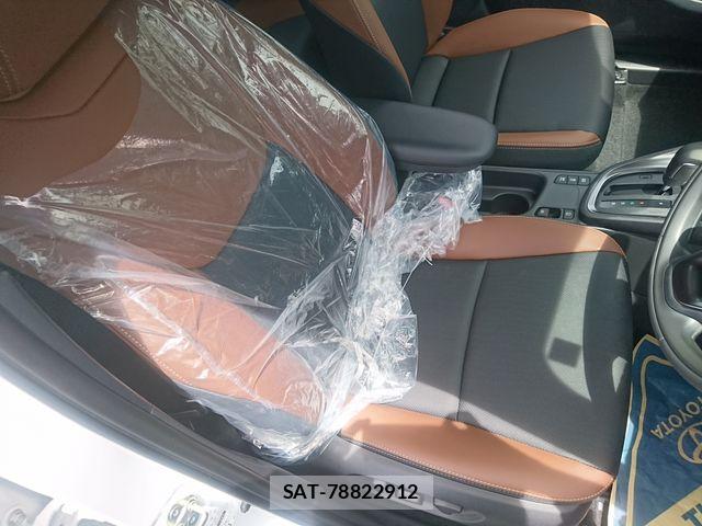 Toyota YARIS CROSS 2026-05 7360681-9