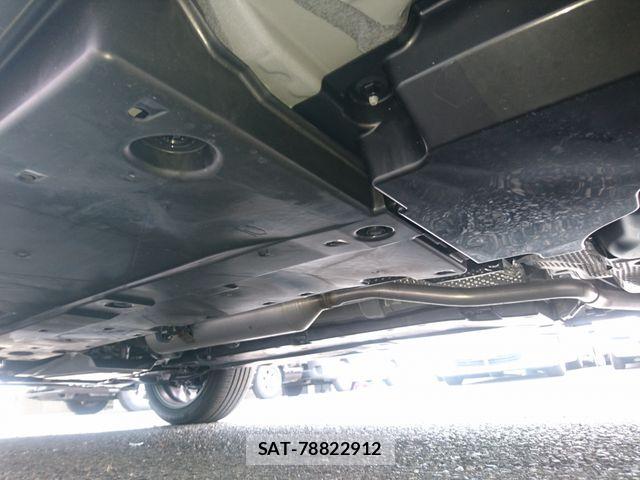 Toyota YARIS CROSS 2026-05 7360681-21