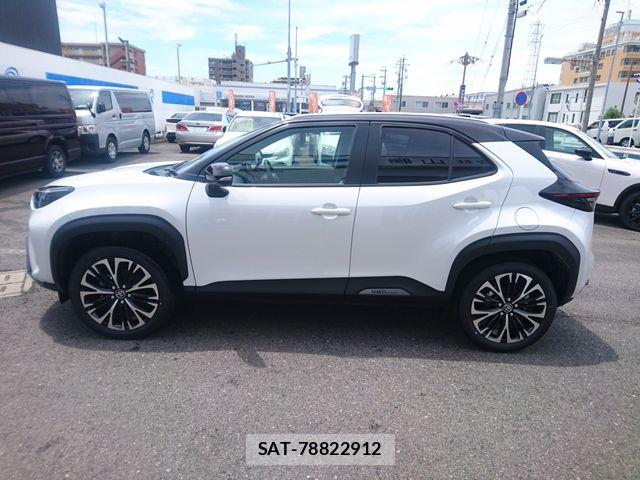 Toyota YARIS CROSS 2026-05 7360681-8