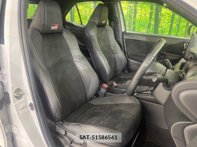 Toyota YARIS CROSS 2023-12 7360691-7