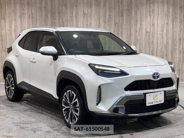 Toyota YARIS CROSS 2023-07 7360689-13