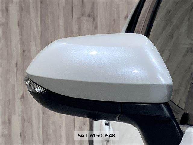 Toyota YARIS CROSS 2023-07 7360689-19