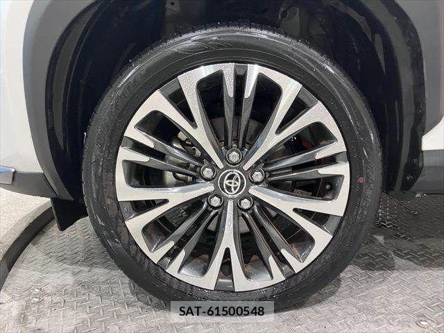Toyota YARIS CROSS 2023-07 7360689-24