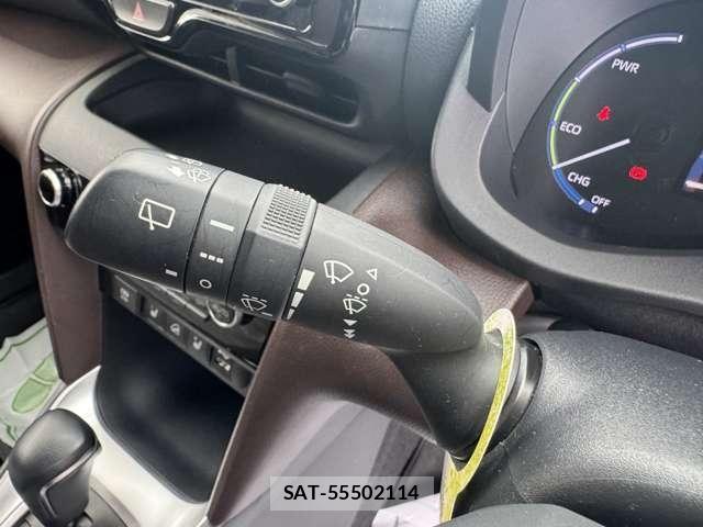 Toyota YARIS CROSS 2021-01 7360699-12