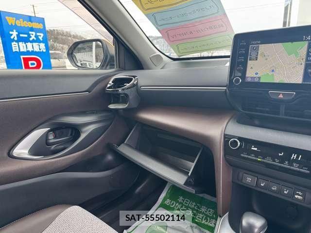 Toyota YARIS CROSS 2021-01 7360699-25