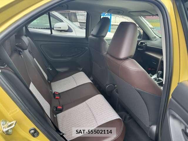 Toyota YARIS CROSS 2021-01 7360699-27