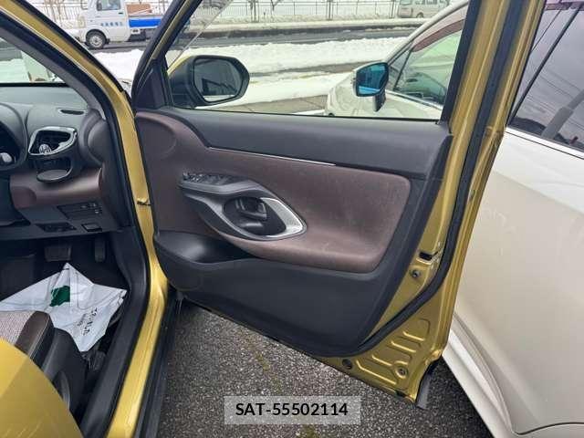 Toyota YARIS CROSS 2021-01 7360699-4