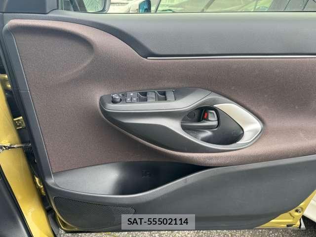 Toyota YARIS CROSS 2021-01 7360699-5