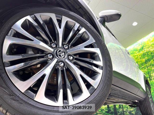 Toyota YARIS CROSS 2023-05 7360676-12