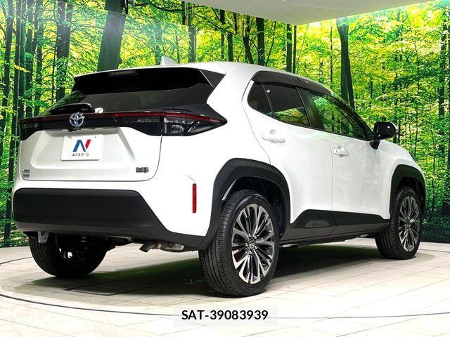 Toyota YARIS CROSS 2023-05 7360676-16