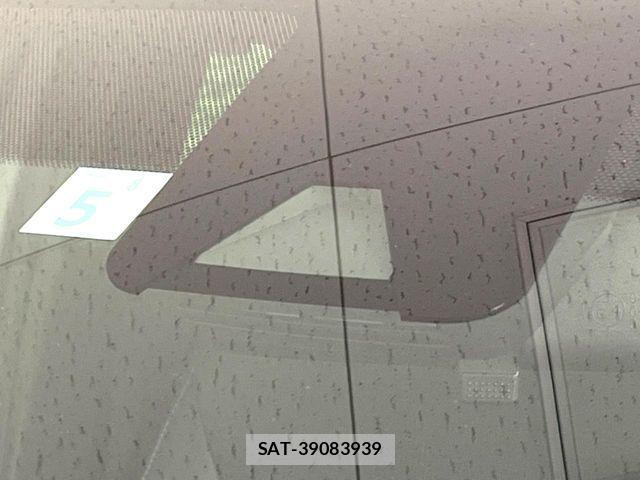 Toyota YARIS CROSS 2023-05 7360676-2