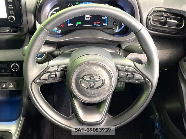 Toyota YARIS CROSS 2023-05 7360676-7