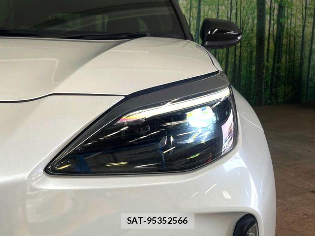 Toyota YARIS CROSS 2025-01 7360680-11