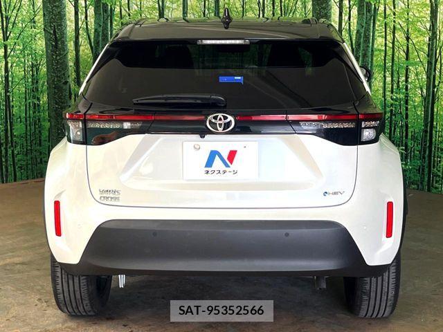 Toyota YARIS CROSS 2025-01 7360680-14
