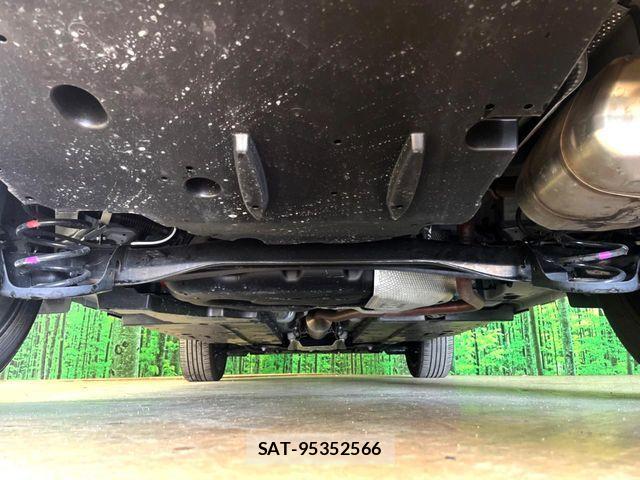 Toyota YARIS CROSS 2025-01 7360680-18