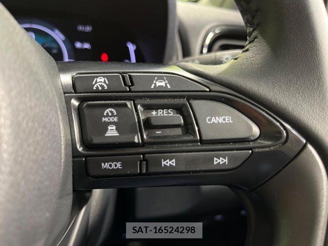 Toyota YARIS CROSS 2025-03 7360685-6