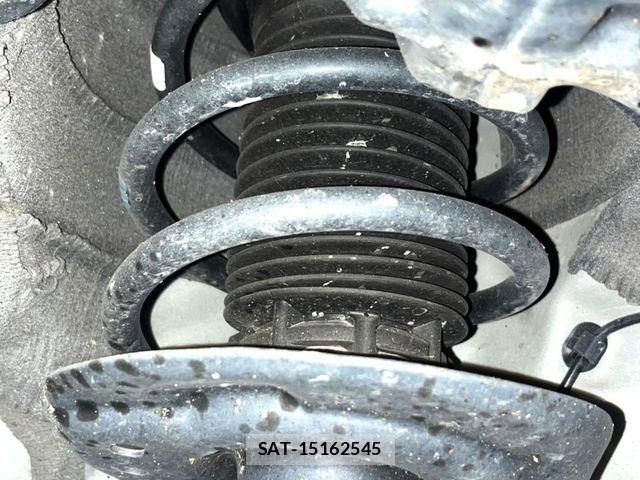 Toyota YARIS CROSS 2024-04 7360688-18