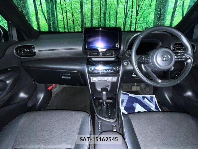 Toyota YARIS CROSS 2024-04 7360688-1