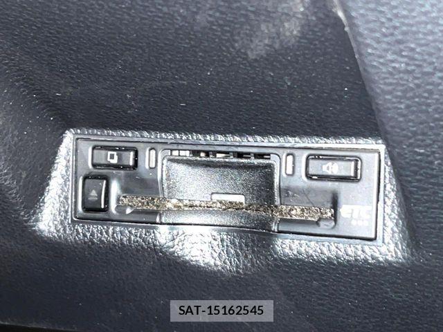 Toyota YARIS CROSS 2024-04 7360688-6