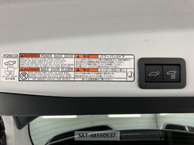 Toyota YARIS CROSS 2024-03 7360678-11