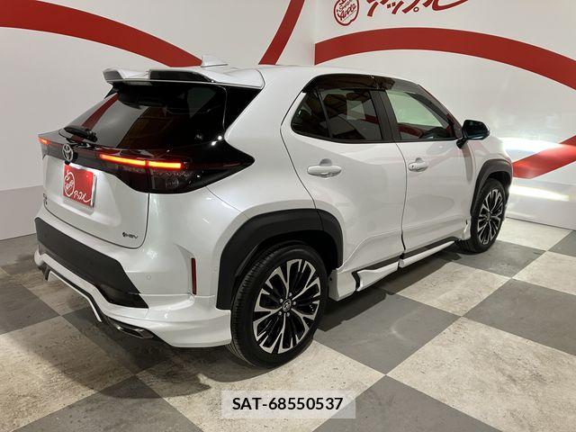 Toyota YARIS CROSS 2024-03 7360678-5
