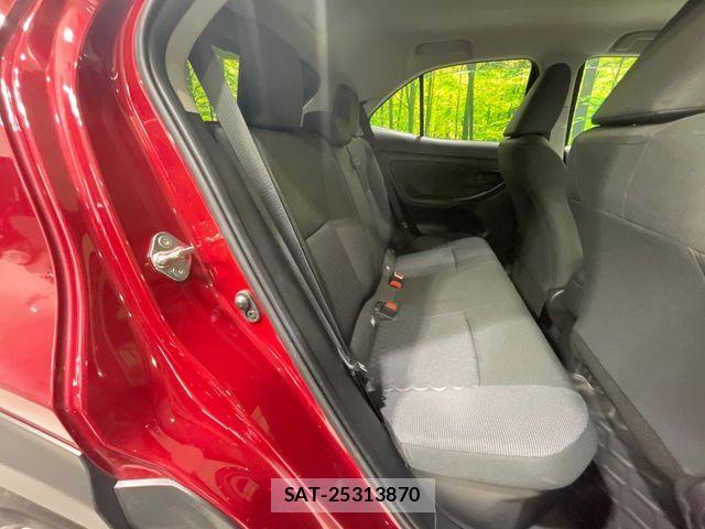 Toyota YARIS CROSS 2024-03 7360698-9