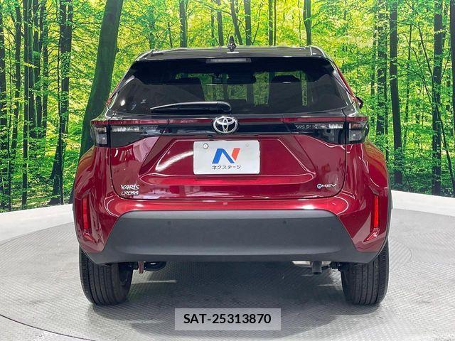 Toyota YARIS CROSS 2024-03 7360698-15