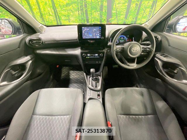 Toyota YARIS CROSS 2024-03 7360698-3