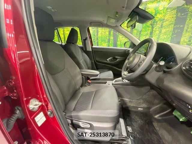 Toyota YARIS CROSS 2024-03 7360698-8