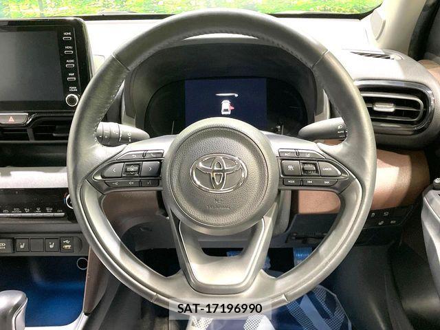 Toyota YARIS CROSS 2022-01 7360692-10