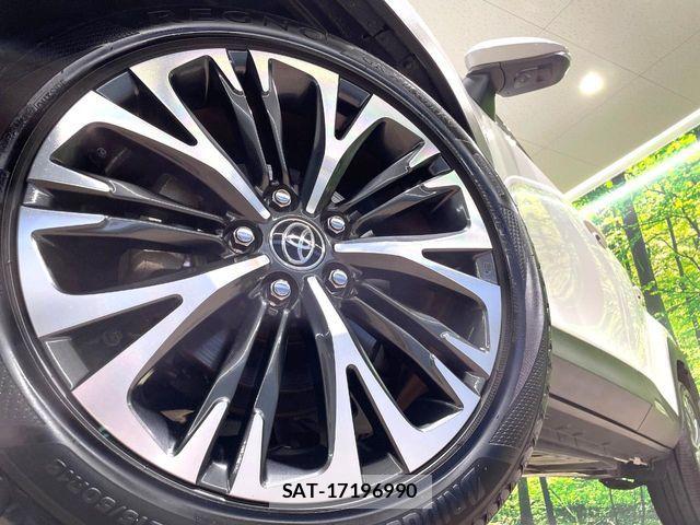 Toyota YARIS CROSS 2022-01 7360692-12