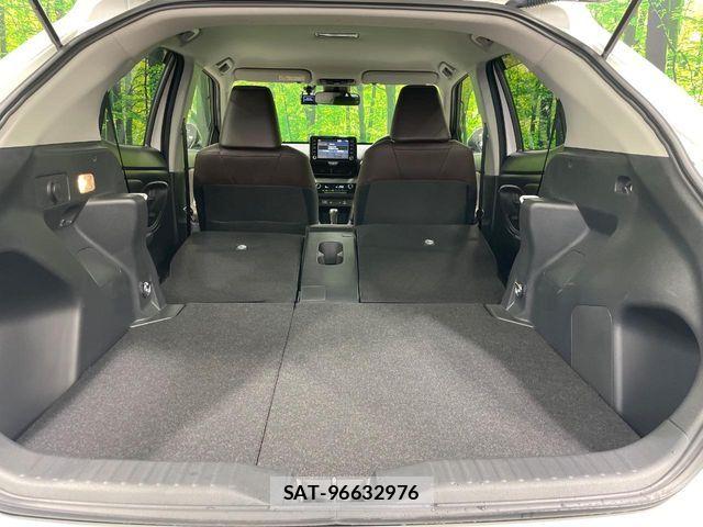 Toyota YARIS CROSS 2021-07 7360700-10