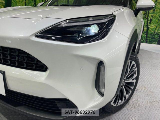 Toyota YARIS CROSS 2021-07 7360700-12
