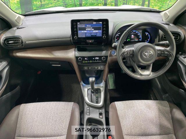 Toyota YARIS CROSS 2021-07 7360700-3