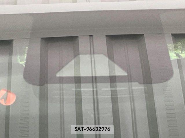Toyota YARIS CROSS 2021-07 7360700-4