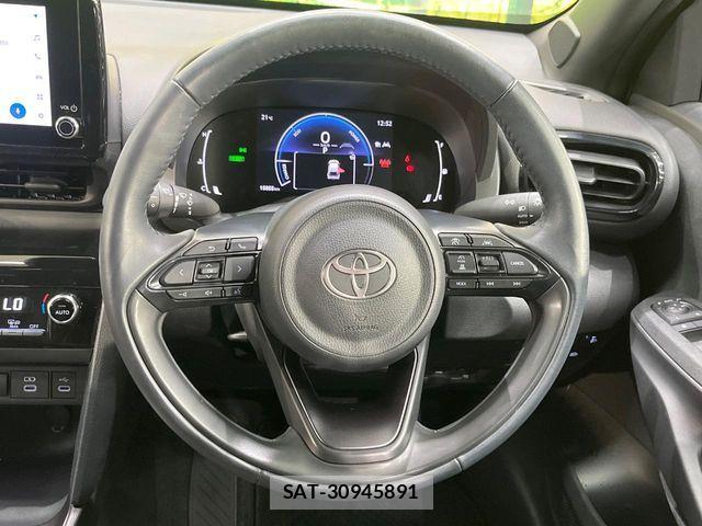 Toyota YARIS CROSS 2024-03 7360683-10
