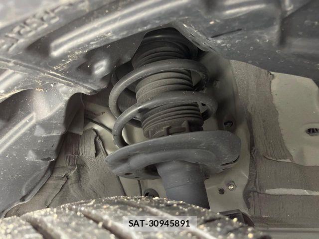 Toyota YARIS CROSS 2024-03 7360683-19