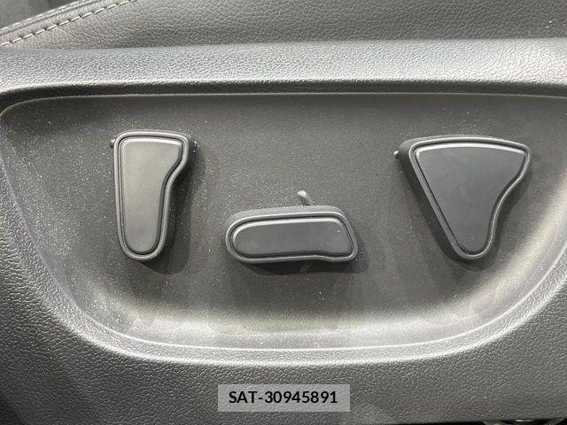 Toyota YARIS CROSS 2024-03 7360683-6