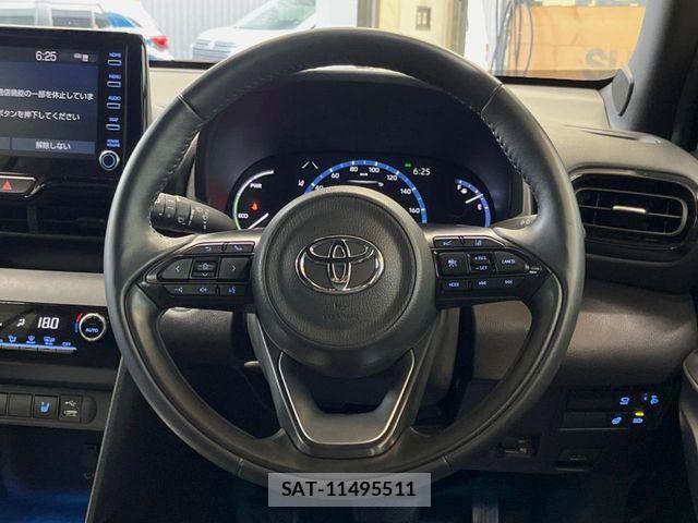Toyota YARIS CROSS 2023-12 7360687-10