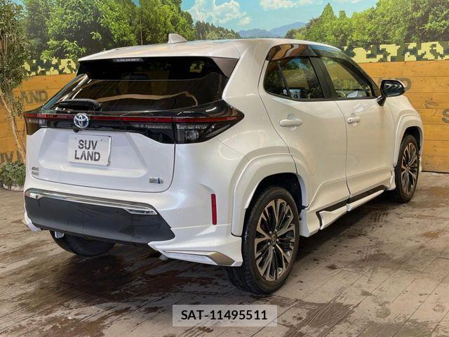 Toyota YARIS CROSS 2023-12 7360687-16