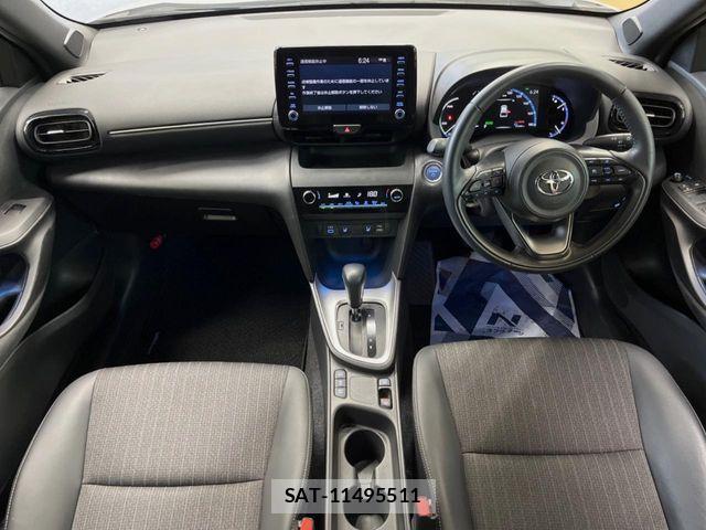 Toyota YARIS CROSS 2023-12 7360687-1