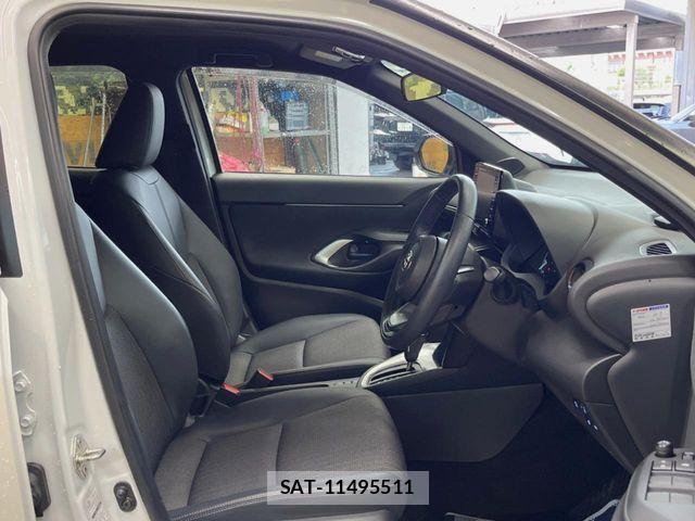 Toyota YARIS CROSS 2023-12 7360687-7