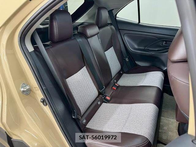 Toyota YARIS CROSS 2021-09 7378982-5