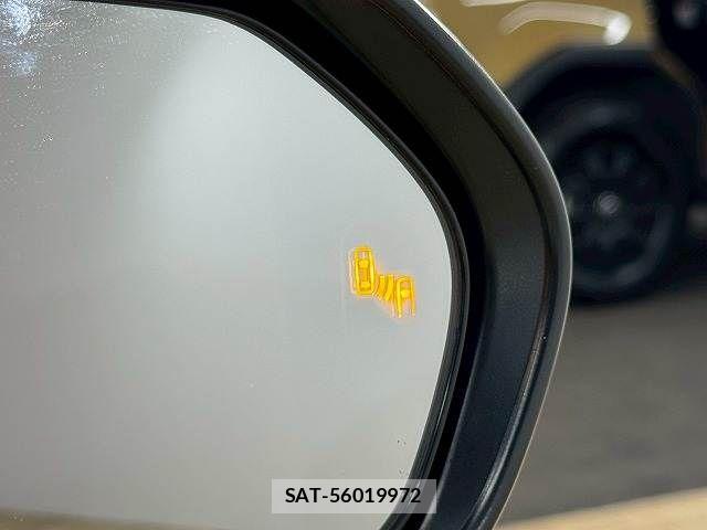 Toyota YARIS CROSS 2021-09 7378982-7