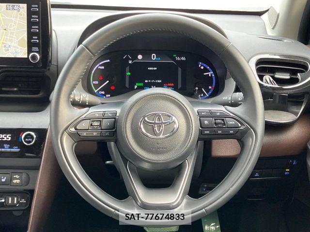 Toyota YARIS CROSS 2020-10 7395079-10