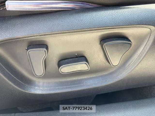 Toyota YARIS CROSS 2022-07 7395076-11