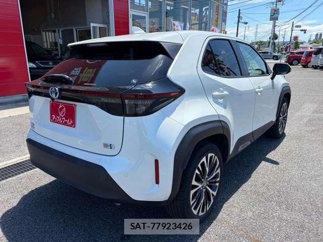 Toyota YARIS CROSS 2022-07 7395076-1
