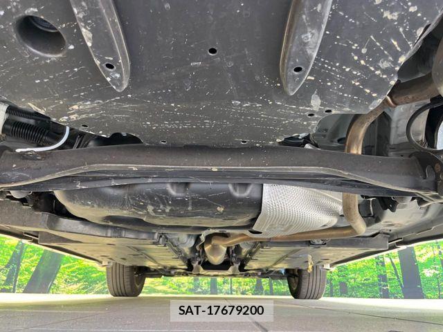 Toyota YARIS CROSS 2022-04 7395069-18
